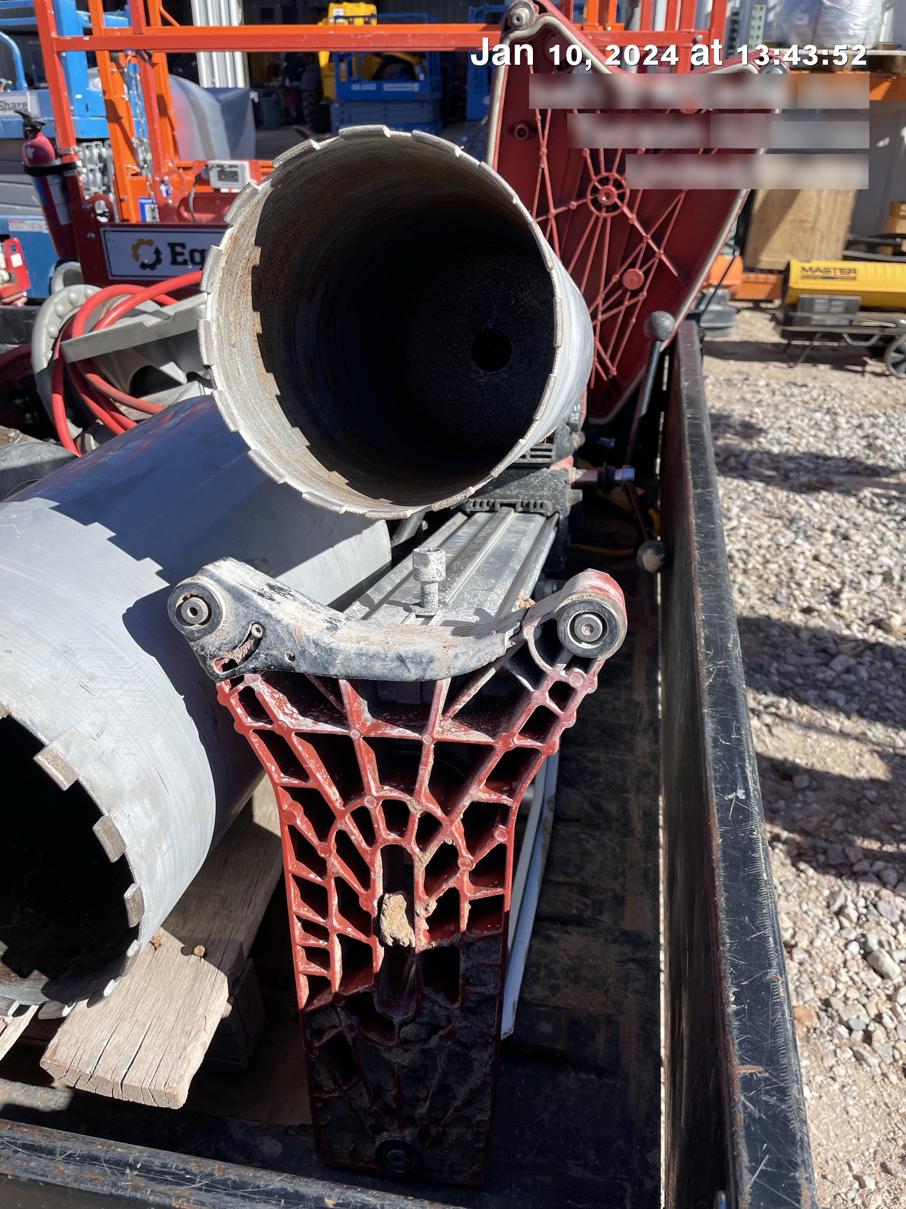 2021 HILTI DD250E
