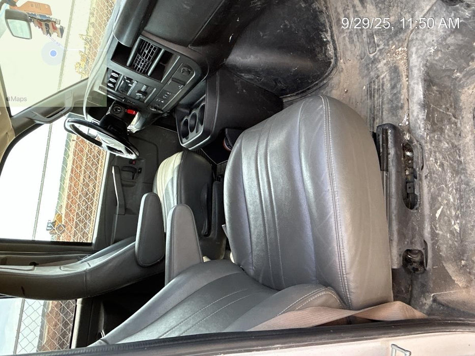 2023 CHEVROLET Express Van - Rental