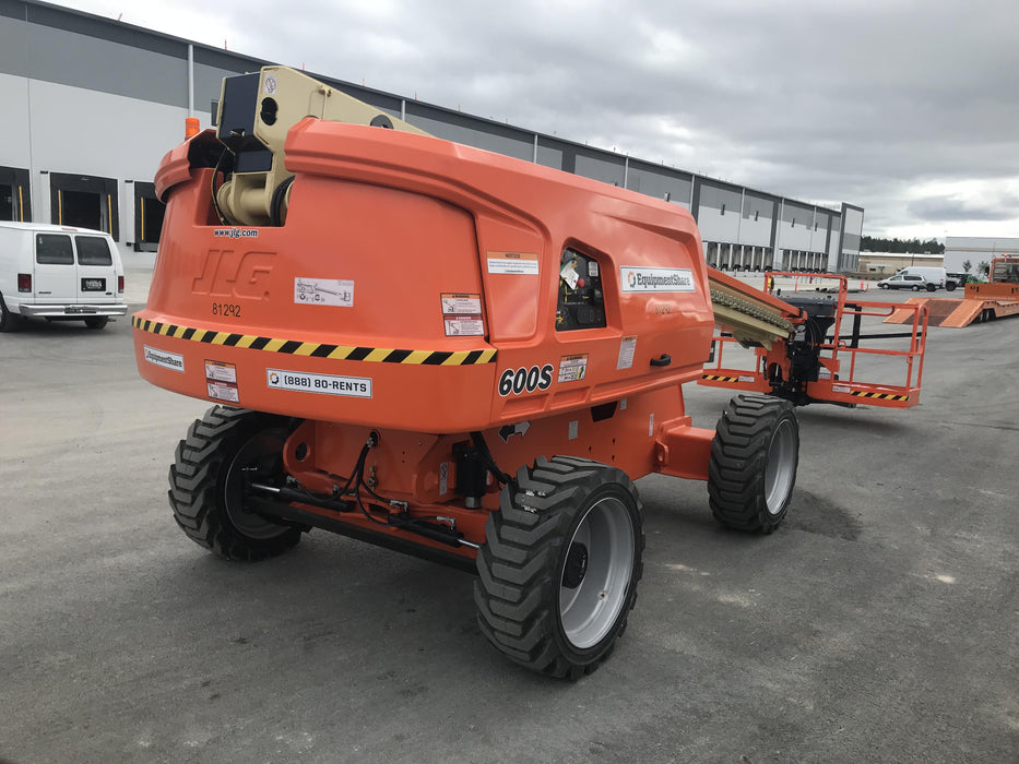 2020 JLG 600S