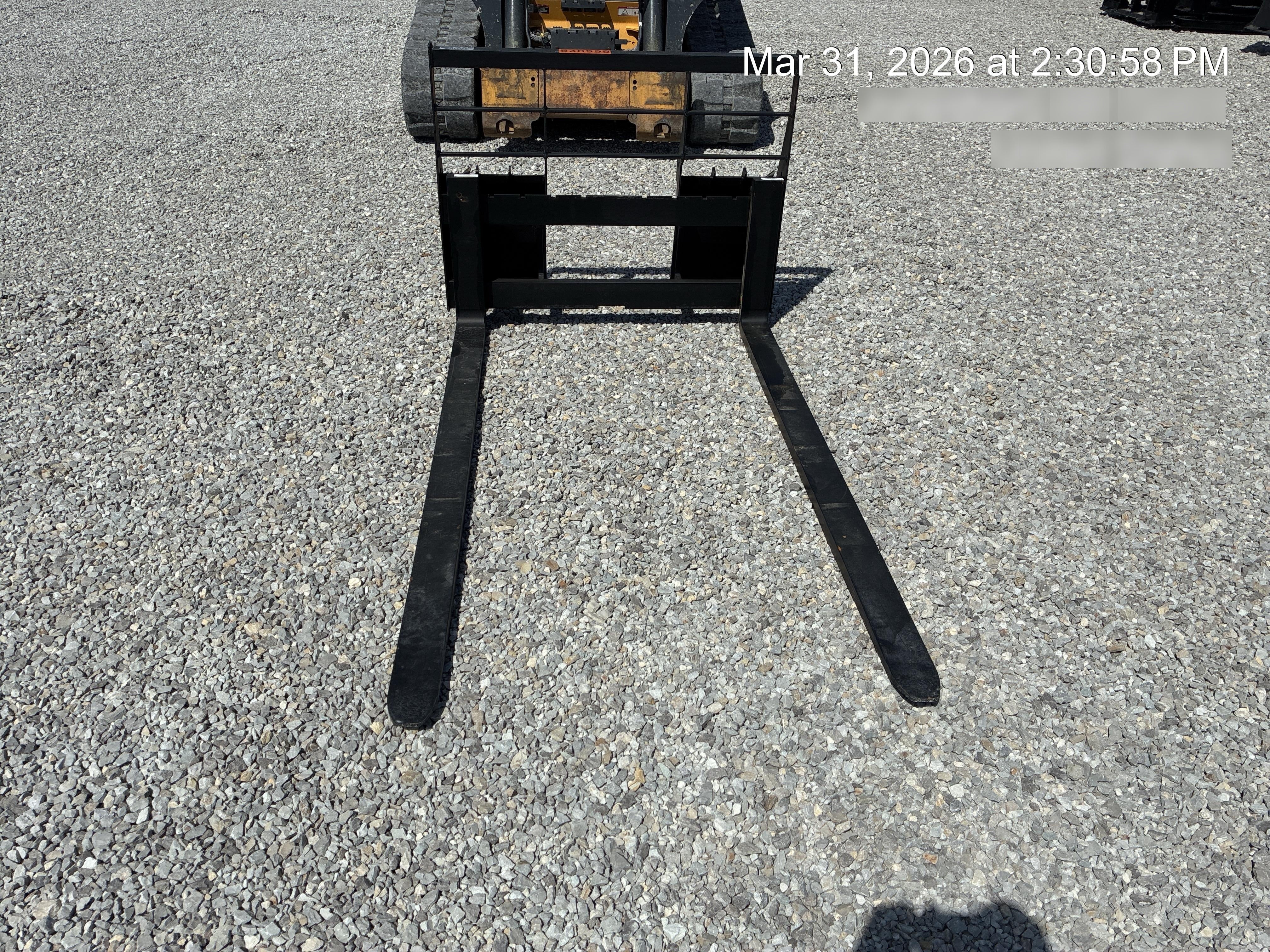 2026 ARROW MATERIAL HANDLING 72" Pallet Forks - Arrow
