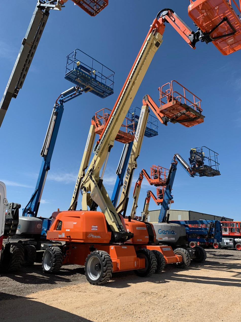 2023 JLG 660SJ