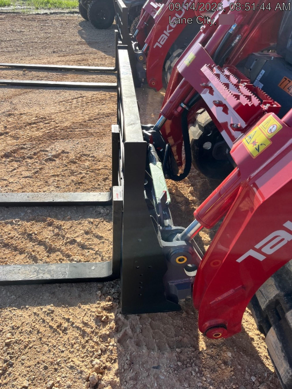 2026 ARROW MATERIAL HANDLING 72" Pallet Forks - Arrow