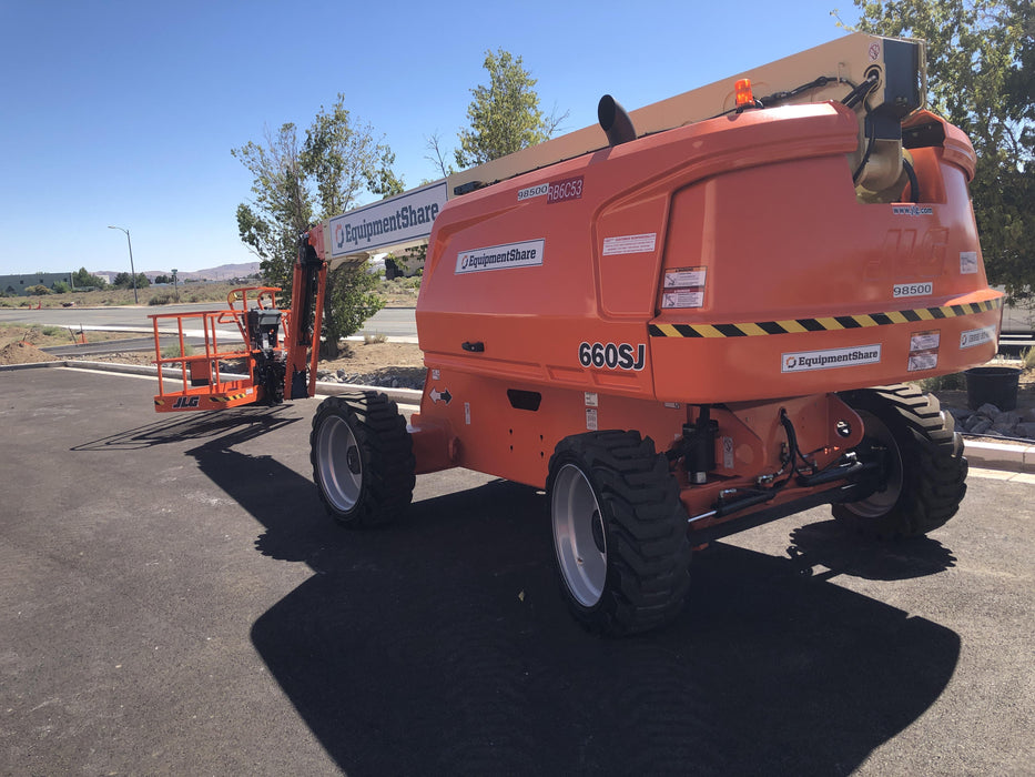 2020 JLG 660SJ