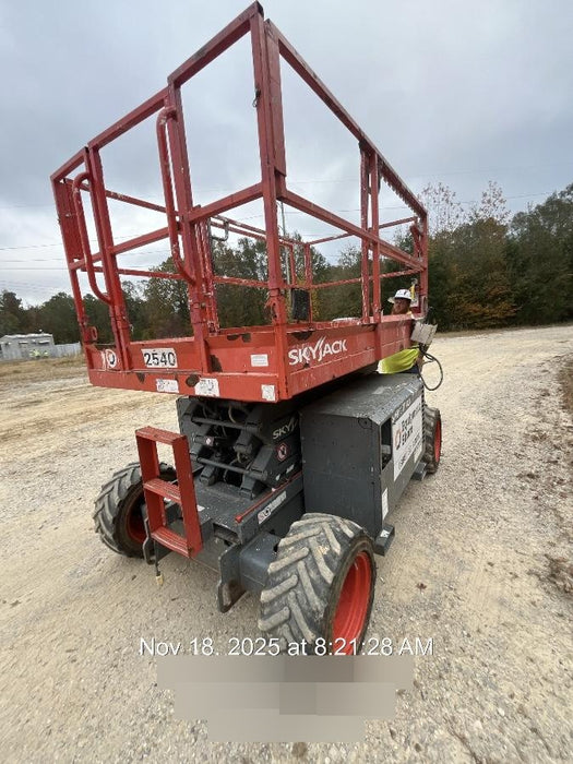 2016 SKYJACK SJ6832 RT