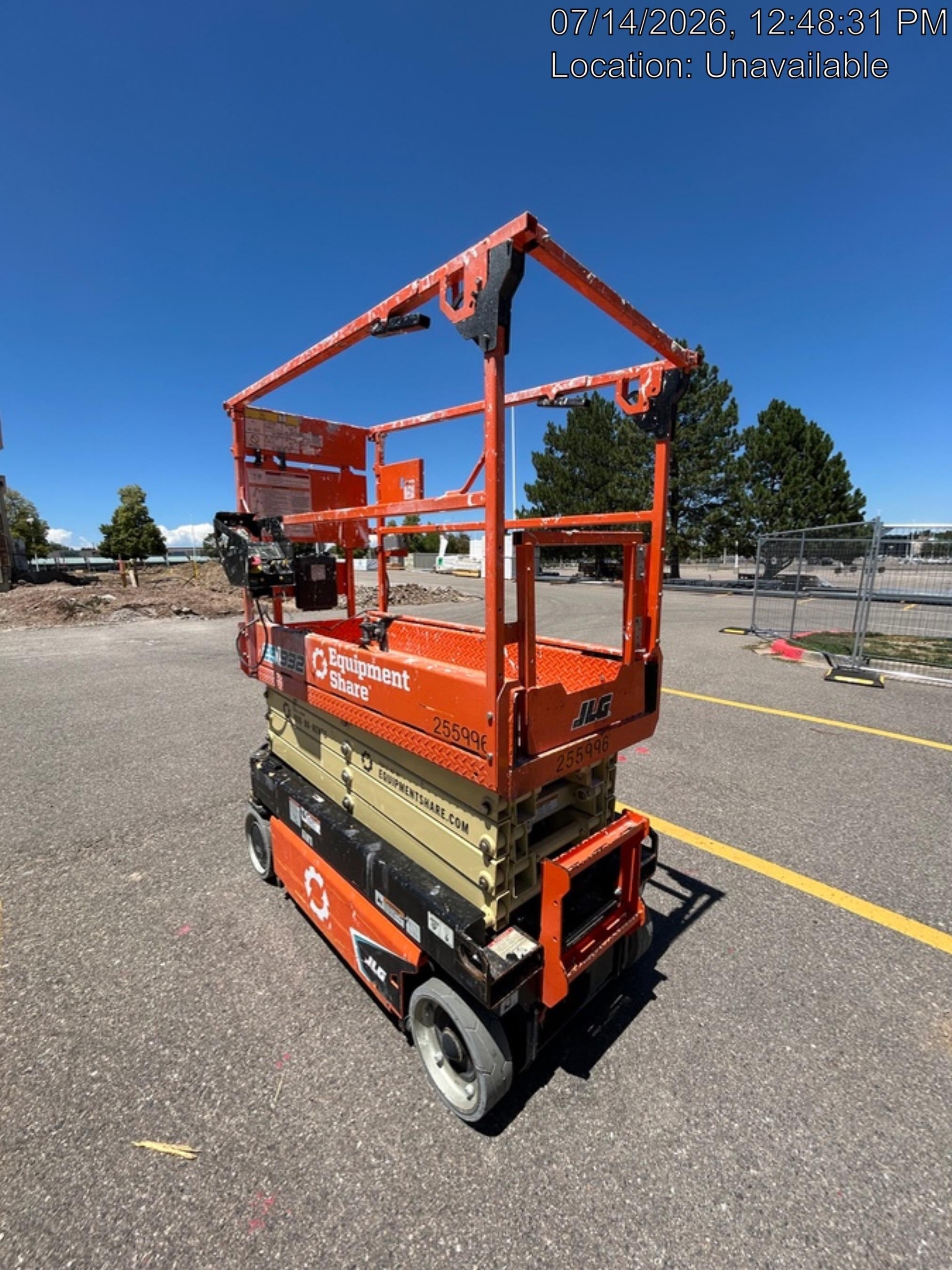 2022 JLG ES1932