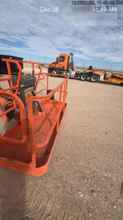 2019 JLG 600AJ