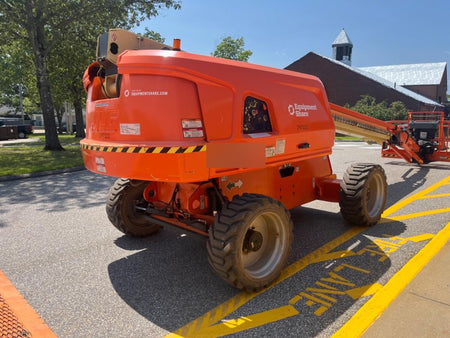 2023 JLG 660SJ