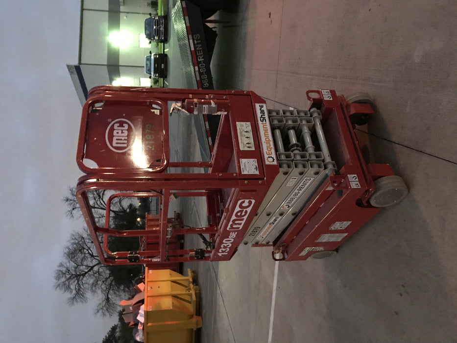 2019 MEC 1330SE MEC 1330SE w/ES Track Hardware, Full Extended 2 Year Warranty