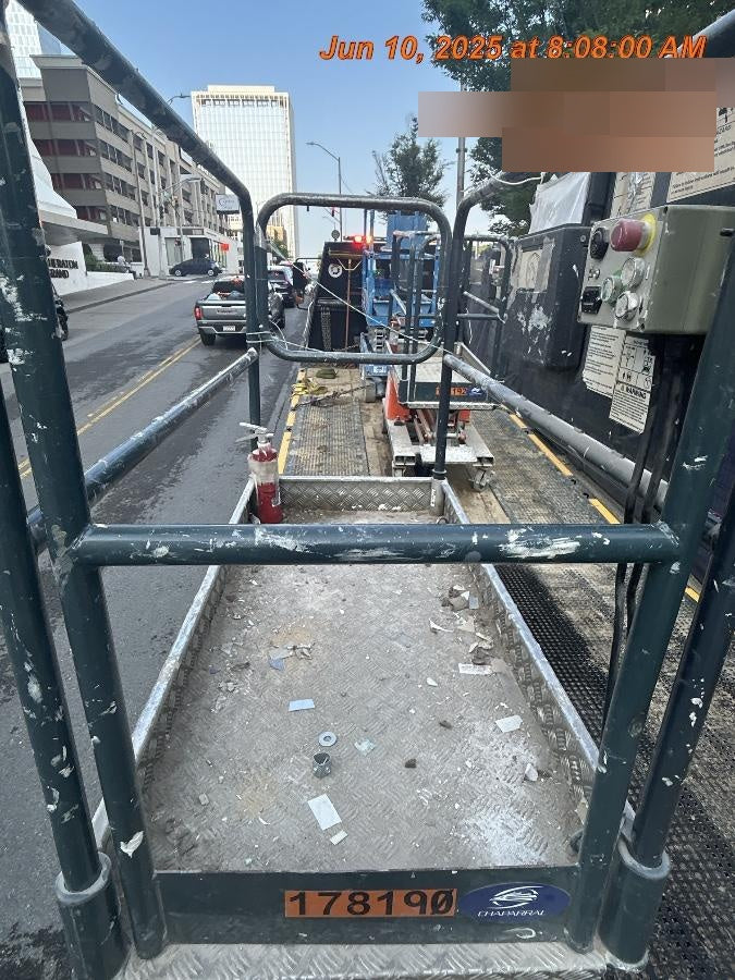 2021 JLG 1030P
