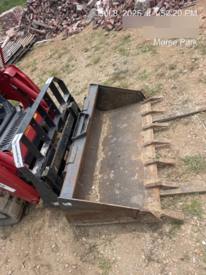 2023 CASE 48" Pallet Forks - Wheel Loader