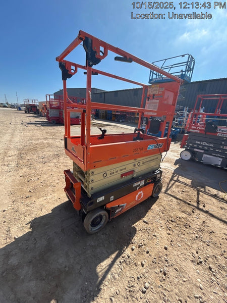 2022 JLG ES1932