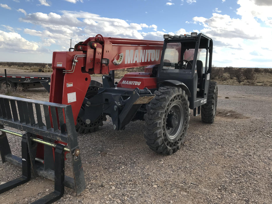 2018 Manitou MTA10055 Manitou MTA10055 - Canopy, Worklights, Beacon, 66" Carriage, 60" Forks, Solid Tires, Aux Hydraulics