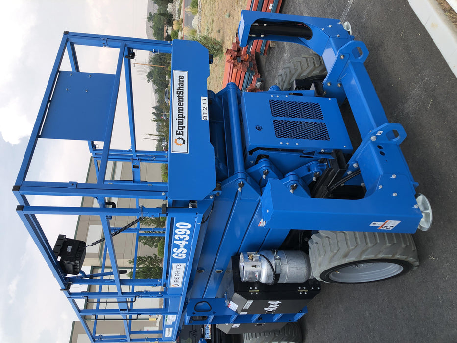 2020 GENIE GS-4390 RT