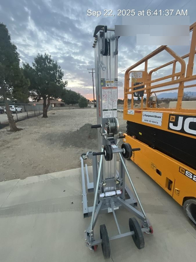 2025 GENIE SLC-24