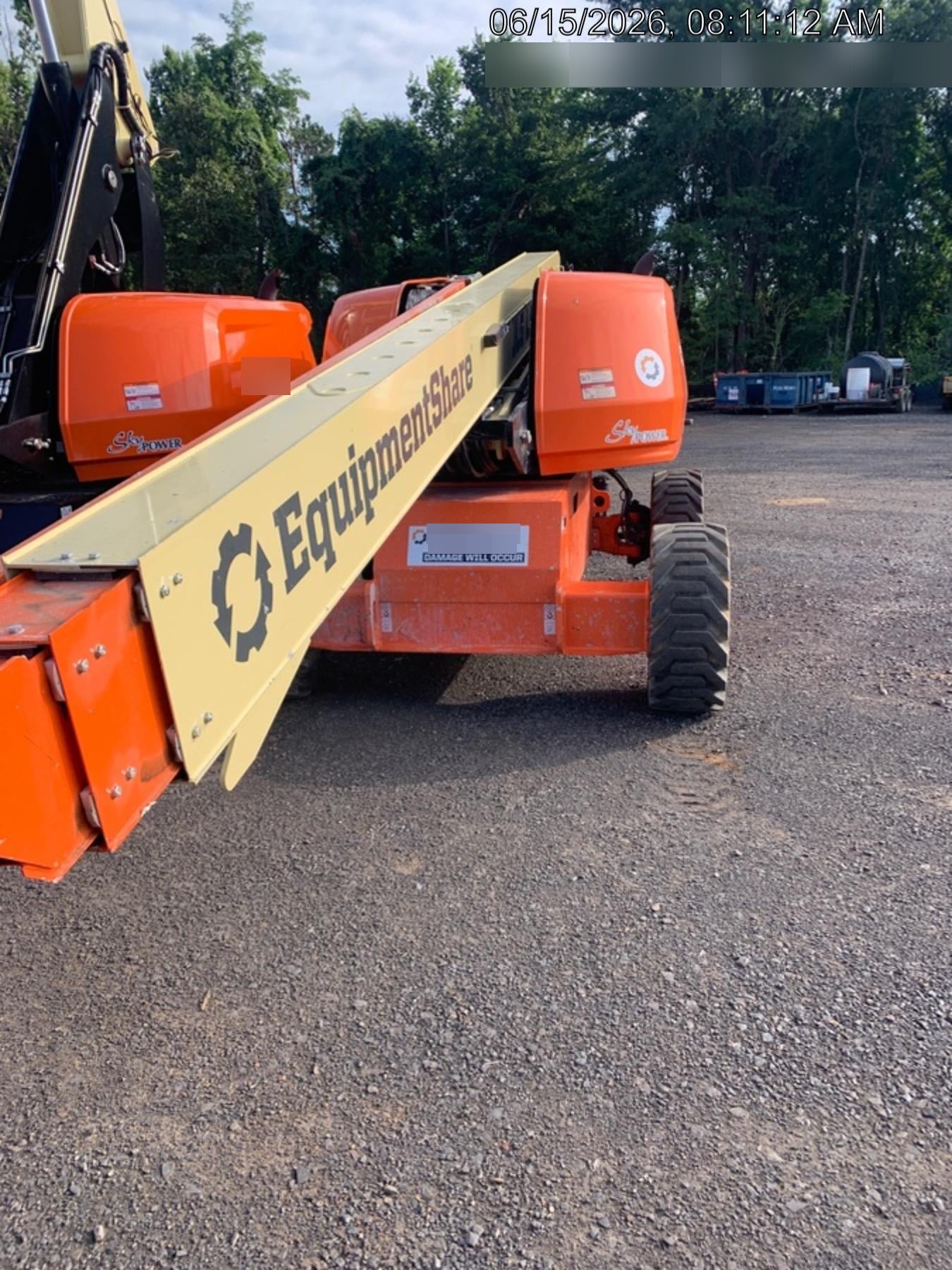 2023 JLG 660SJ