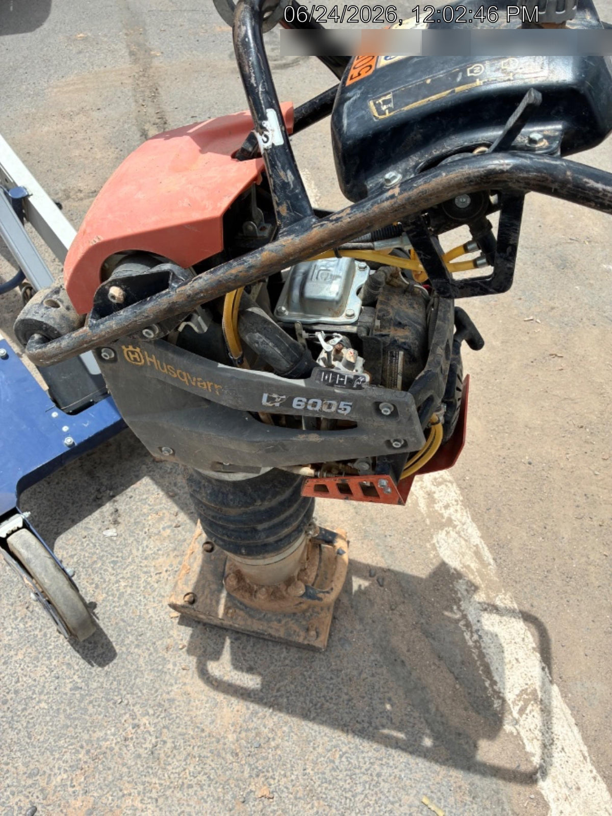 2025 HUSQVARNA LT6005