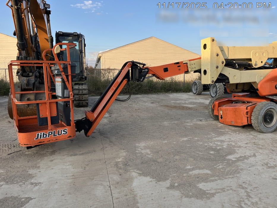 2019 JLG E400AJPN