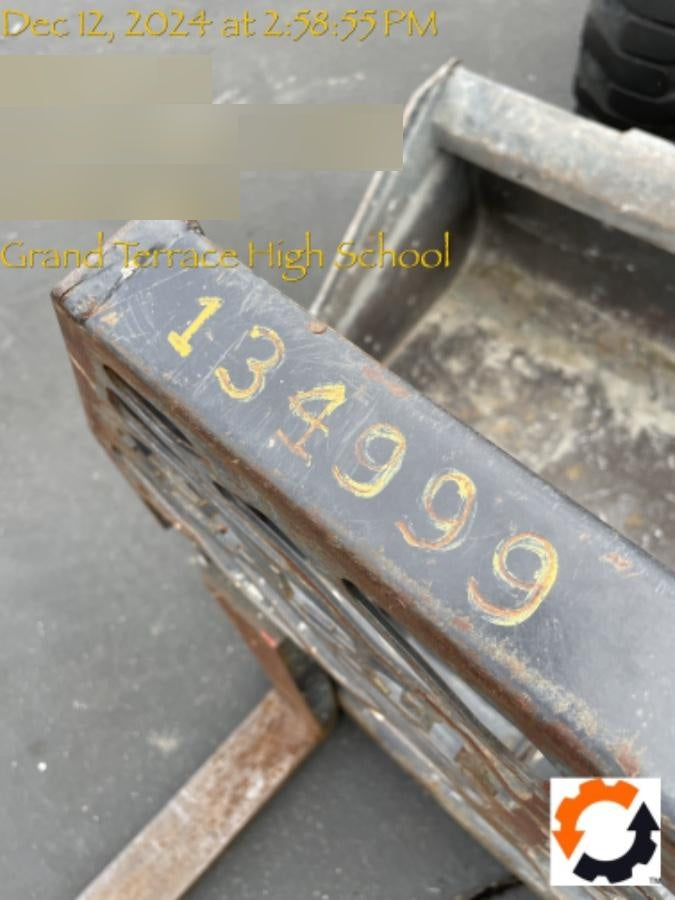 2021 PALADIN 48" Pallet Forks - Paladin