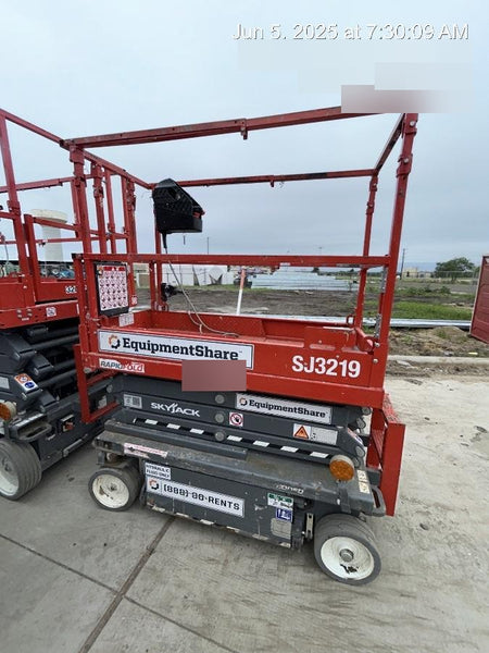 2021 SKYJACK SJ3219