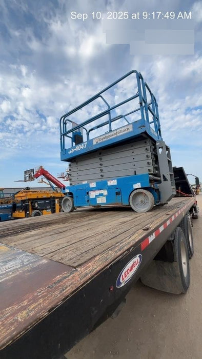 2019 Genie GS-4047 Folding rails with half height swing gate