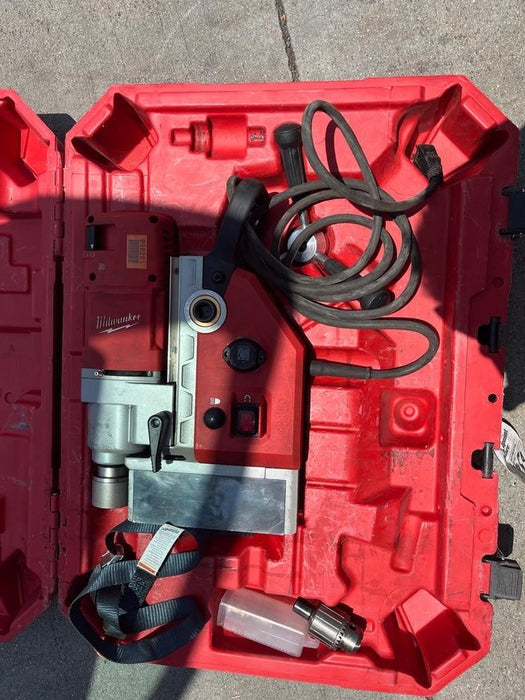 2021 MILWAUKEE 4272-21