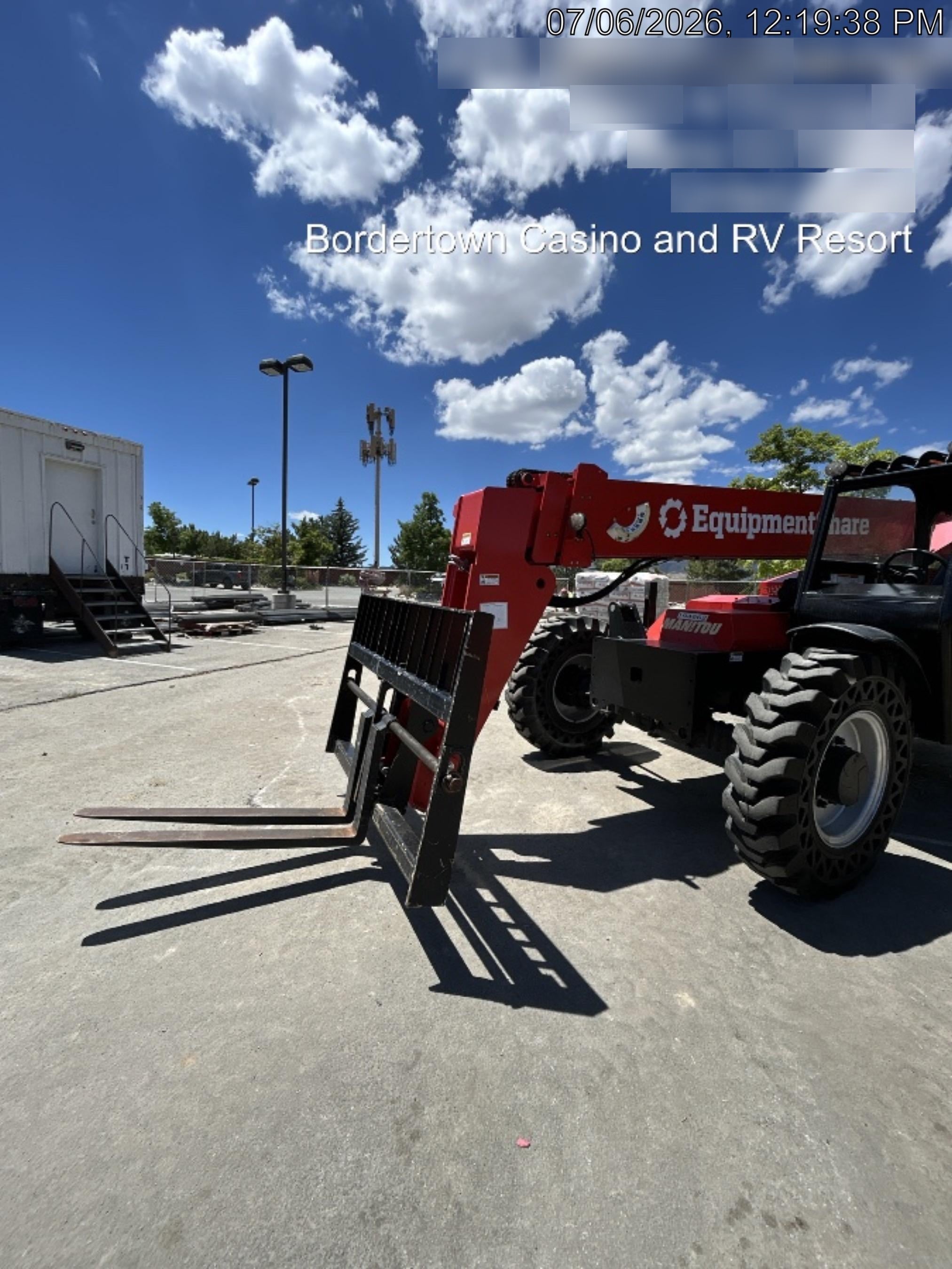 2021 MANITOU MTA8044