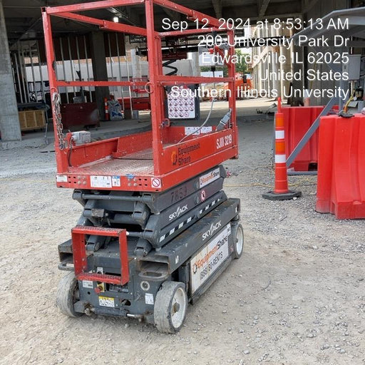 2018 Skyjack SJIII-3219 Skyjack SJIII3219 Scissor Lift w/Trojan Batteries