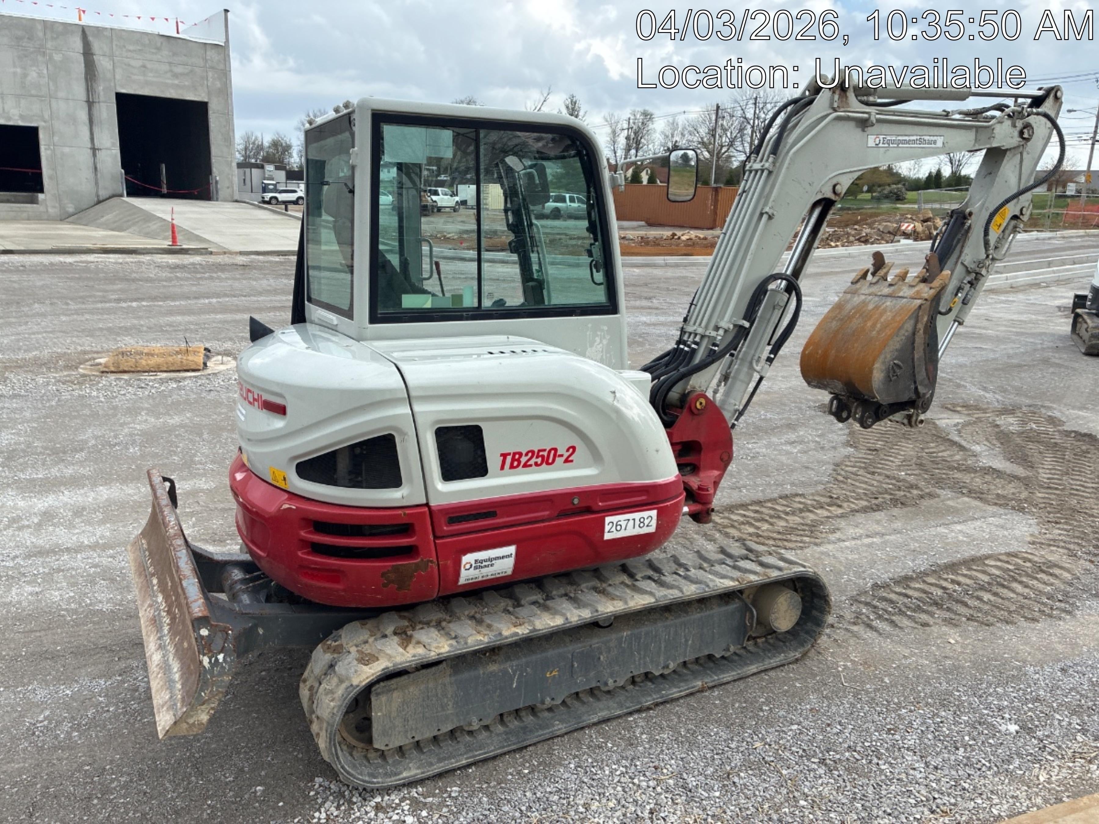 2022 TAKEUCHI TB250-2CR