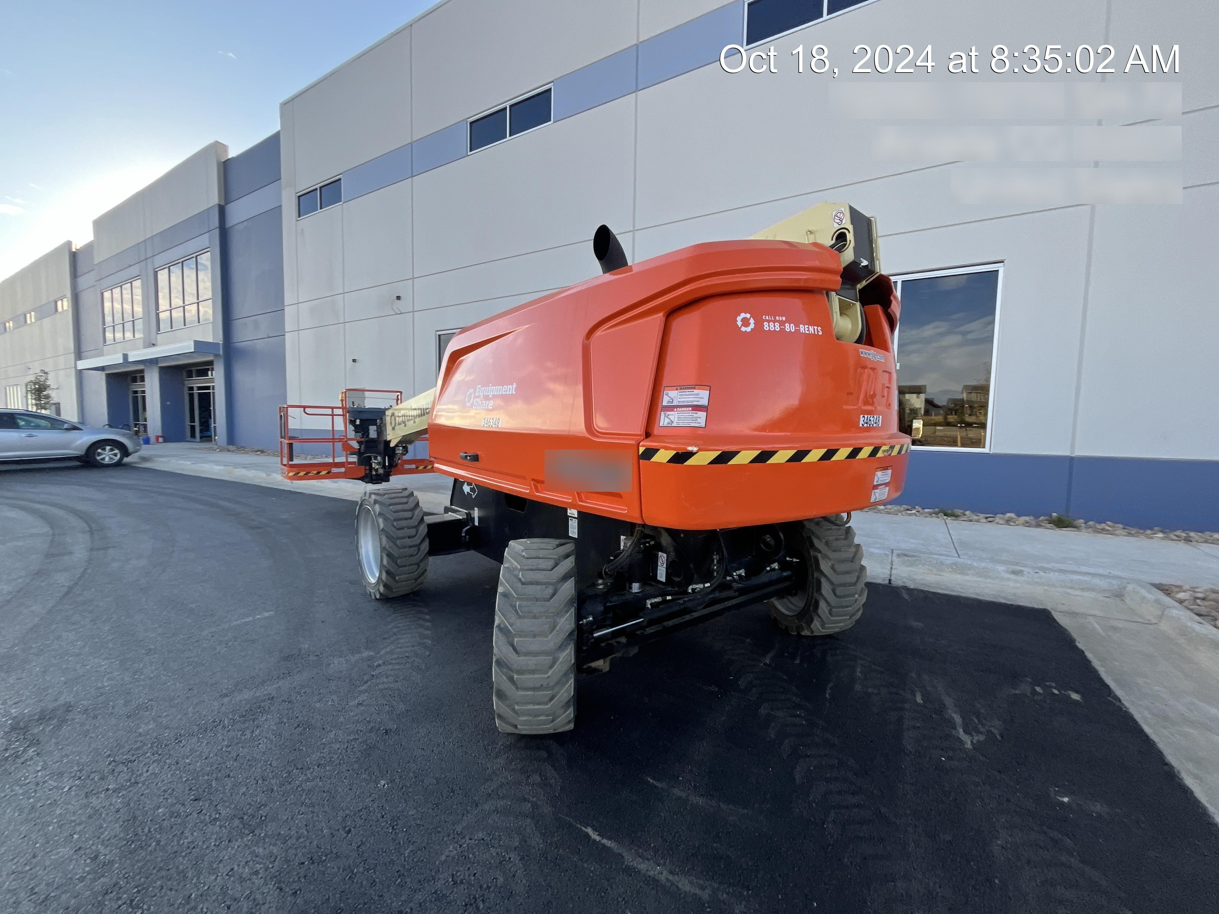 2023 JLG 600S