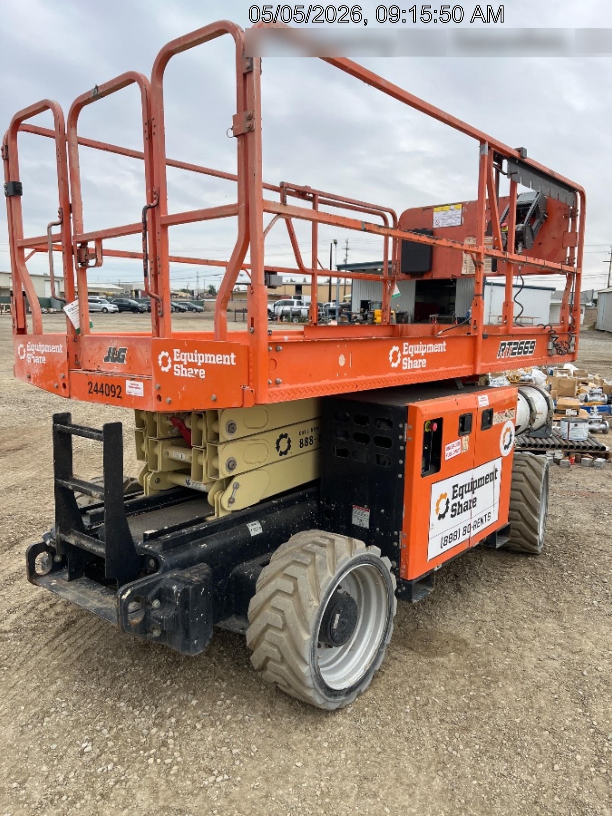 2022 JLG RT2669