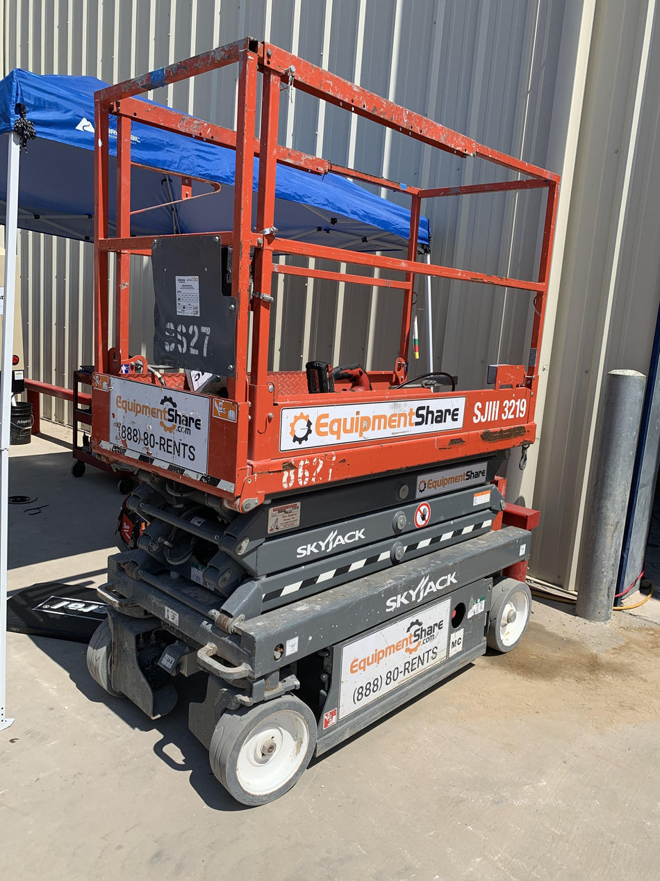 2018 SKYJACK SJIII-3219