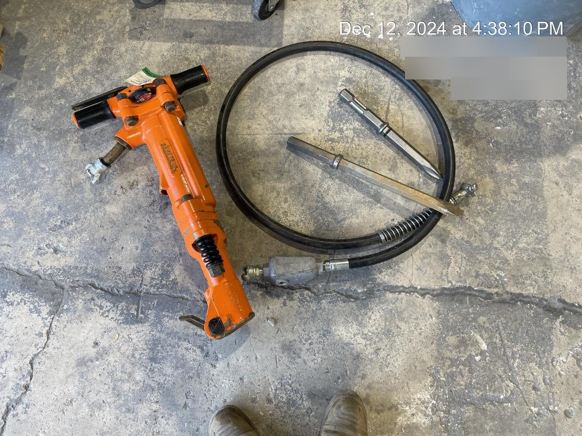 2023 MICHIGAN PNEUMATIC ES-TPB90-118-TRACKER