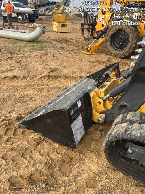 2025 JOHN DEERE 84" Bucket - John Deere