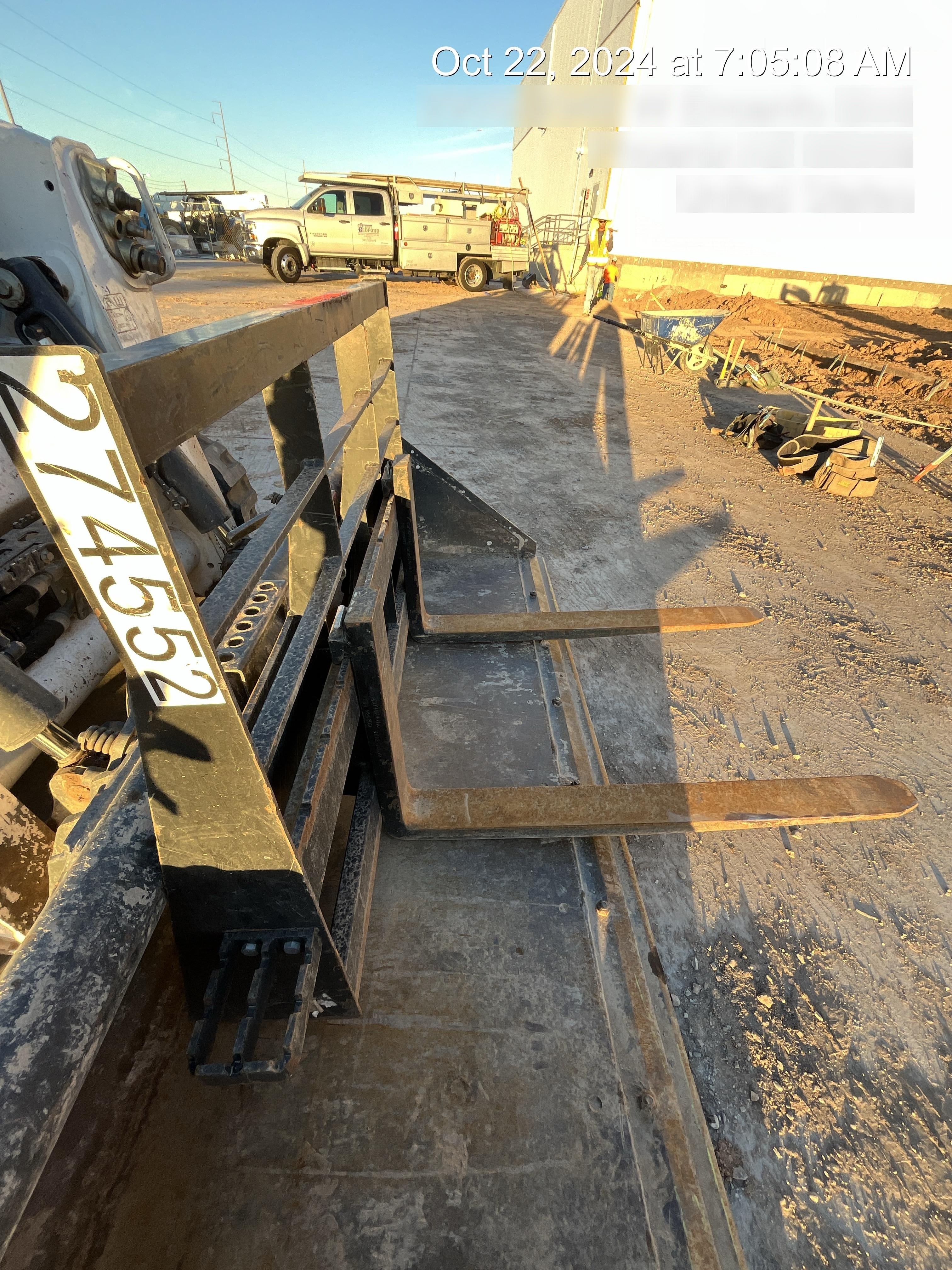 2022 ARROW MATERIAL HANDLING 48" Pallet Forks - Arrow