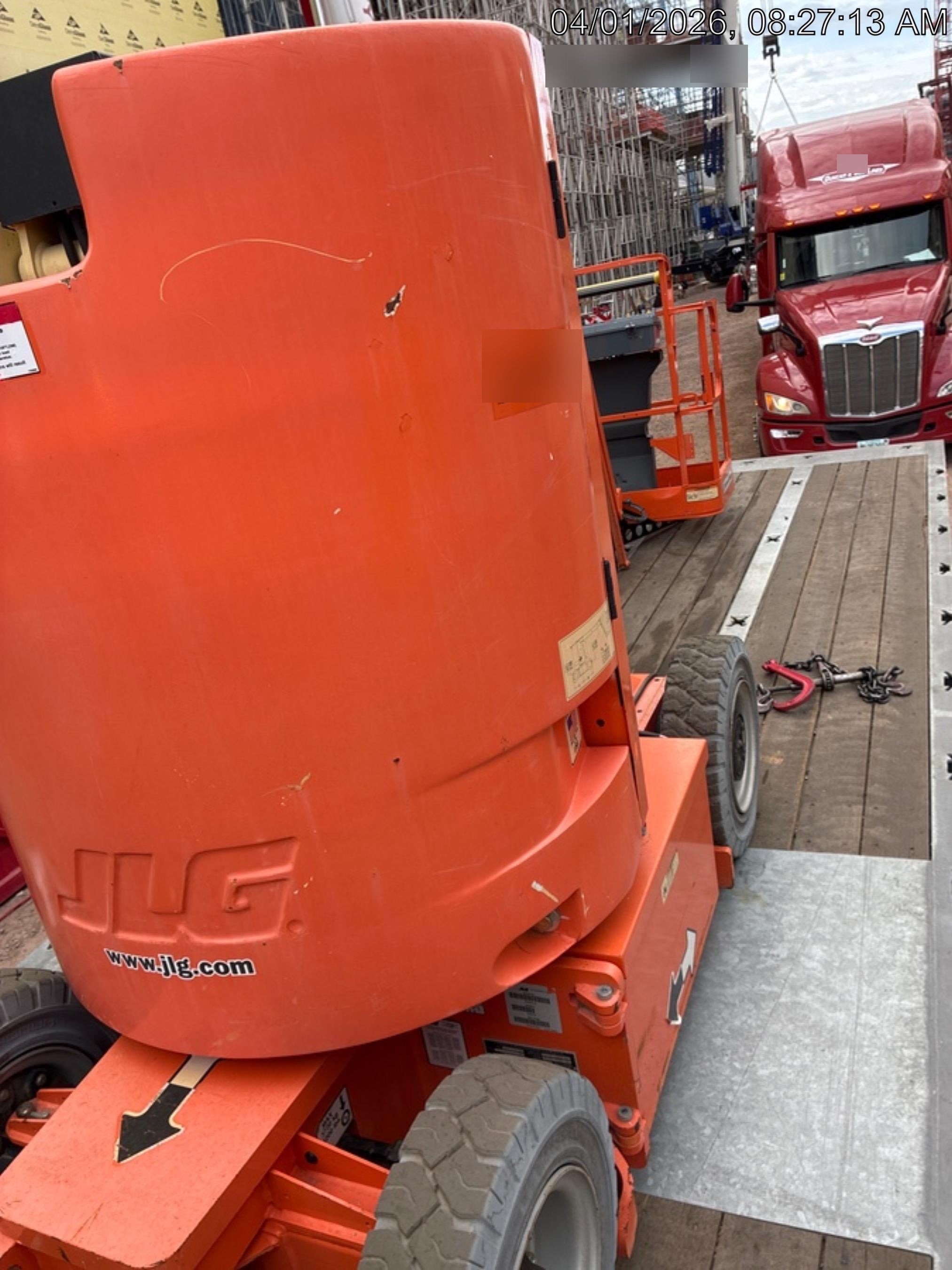 2019 JLG E300AJP
