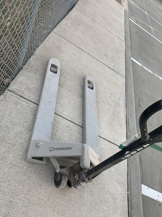 2020 STRONGWAY 4400 lb Pallet Jack