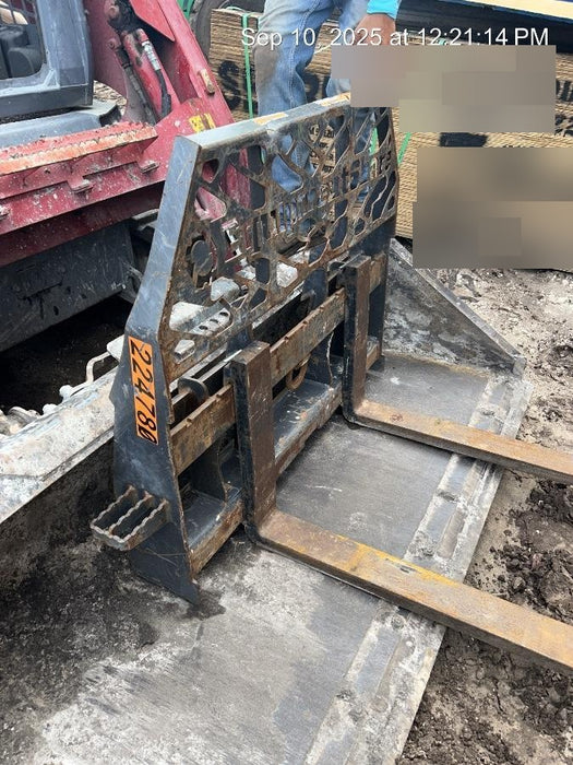 2022 PALADIN 48" Pallet Forks - Paladin