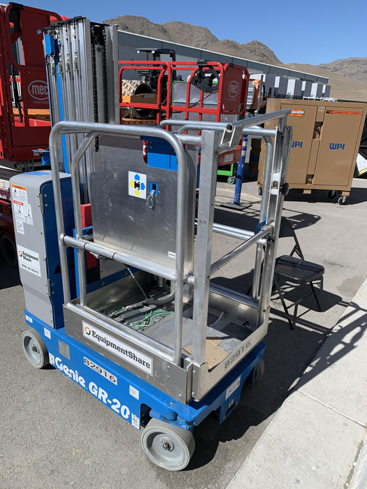 2020 GENIE GR-20