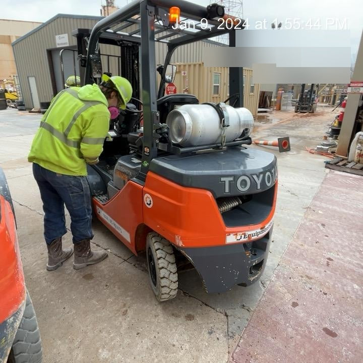2022 TOYOTA 50-8FGU25