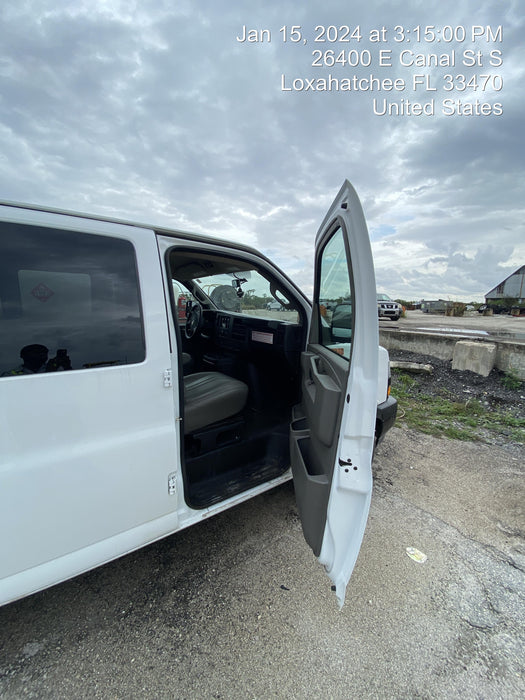 2023 CHEVROLET Express Van - Rental