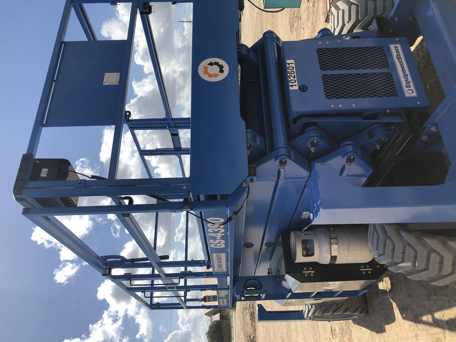 2020 GENIE GS-4390 RT