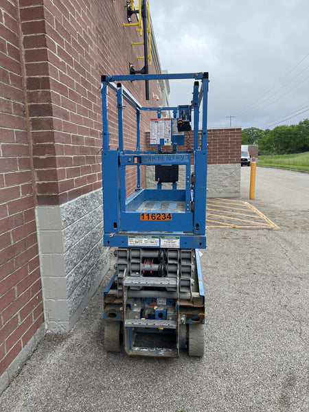 2020 Genie GS-1930 Solid Non Marking Tires, Beacon, Folding rails with half height swing gate