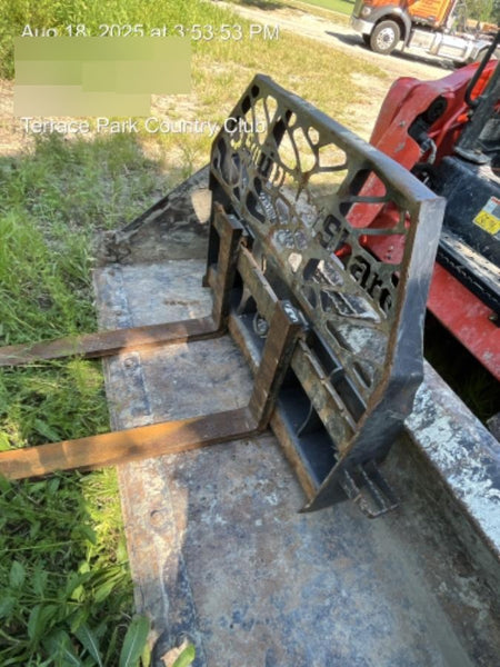 2021 PALADIN 48" Pallet Forks - Paladin