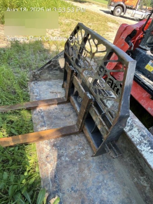 2021 PALADIN 48" Pallet Forks - Paladin