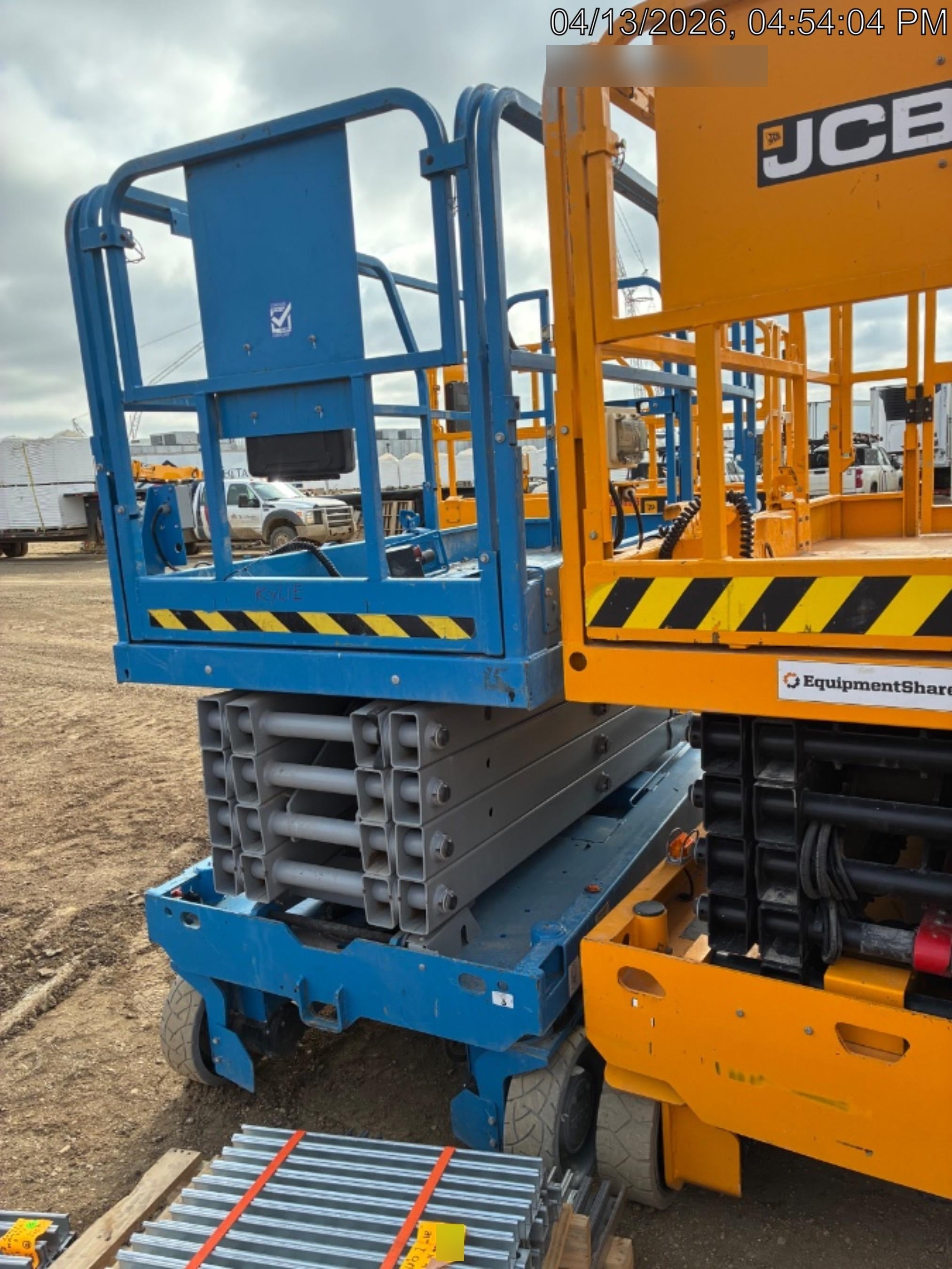 2022 GENIE GS-3246
