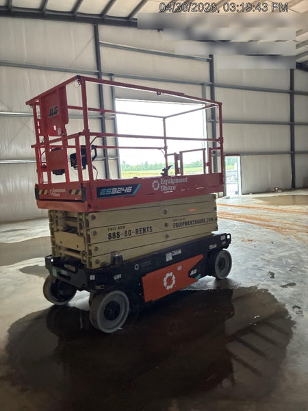 2025 JLG ES3246
