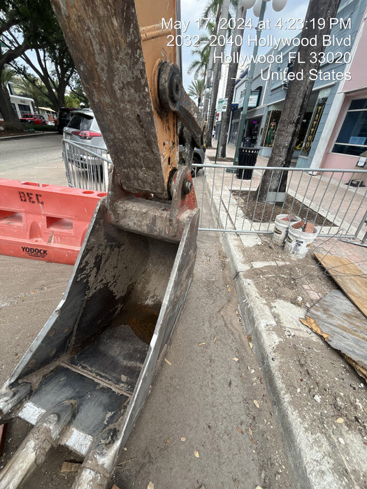 2023 FLECO 24" Bucket 80-85k - Fleco