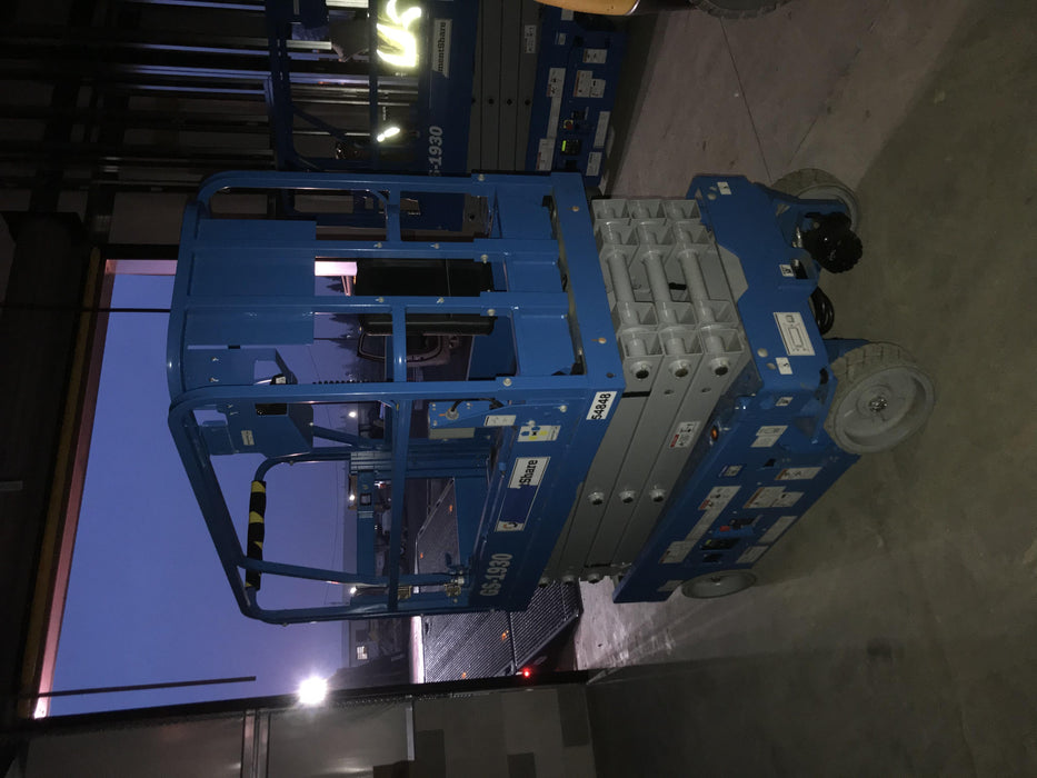 2019 Genie GS-1930 Half Height Swing Gate, 800W Inverter