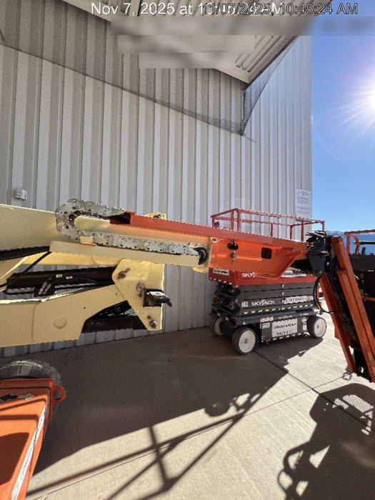 2019 JLG E400AJPN