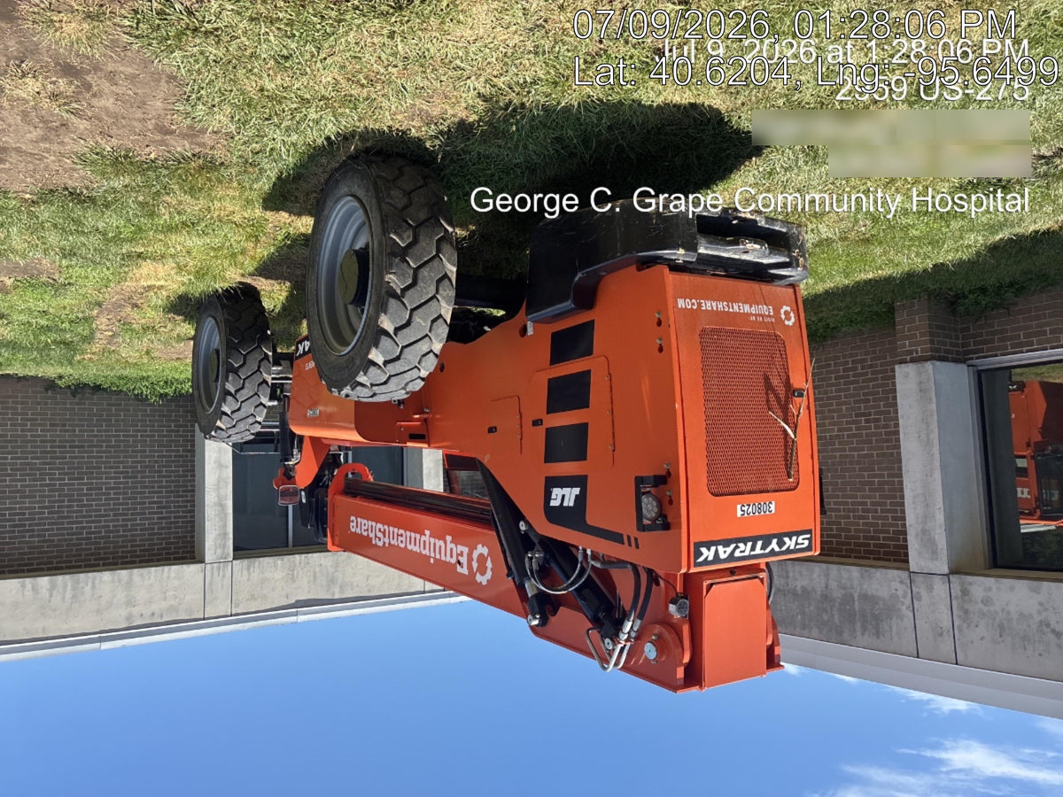 2023 SKYTRAK 8042
